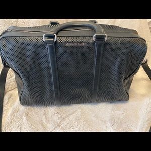 Michael Kors Libby gym bag